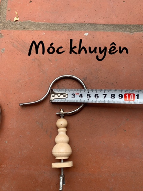 Móc lồng nậm gỗ