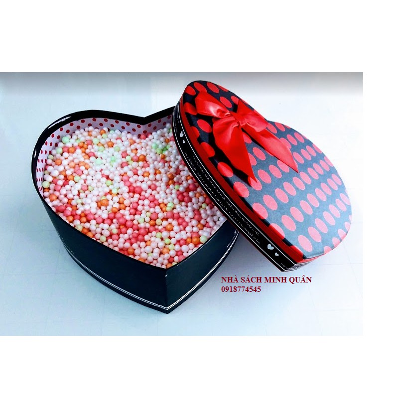 HỘP QUÀ HÌNH TRÁI TIM - kèm túi hạt xốp | BigBuy360 - bigbuy360.vn