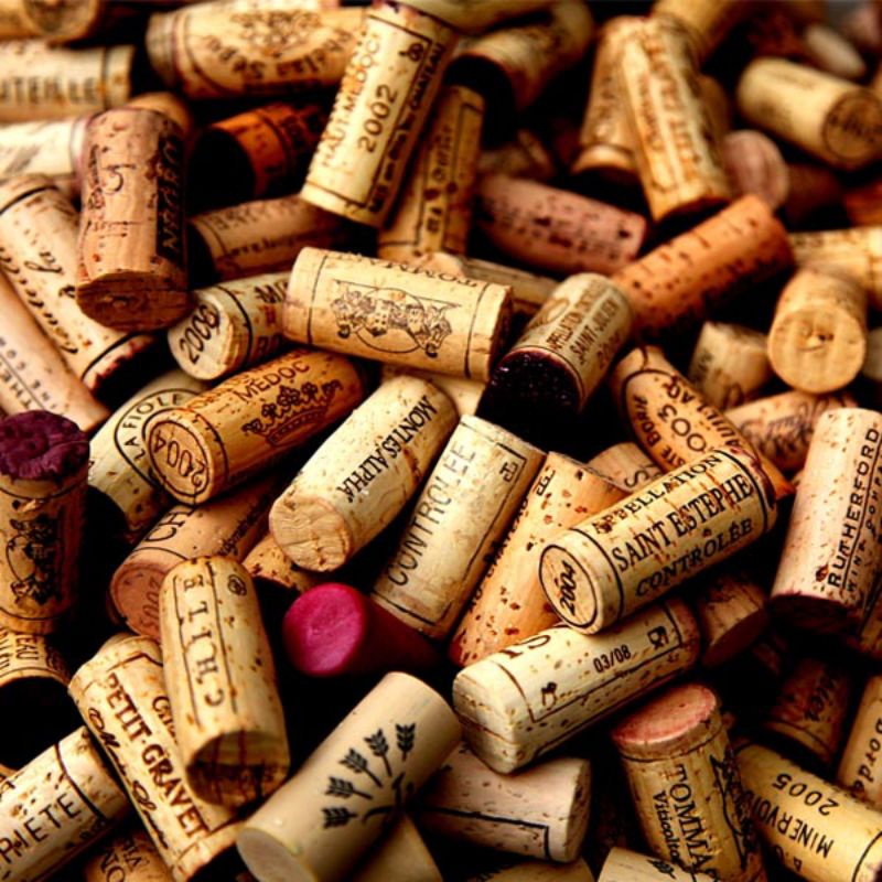 Nút chai Vang xịn sò decor