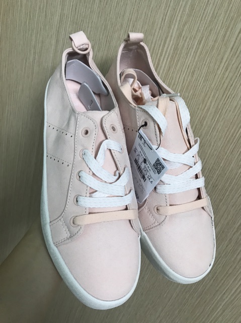 Giày thể thao bsk có sẵn sz 38