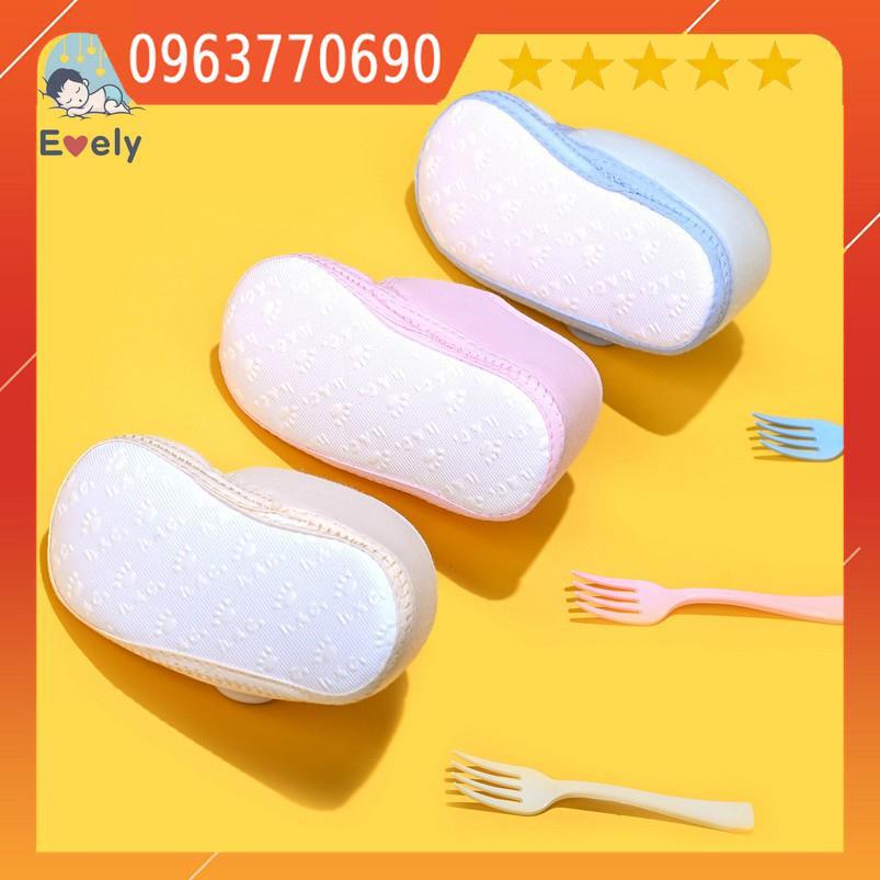 Giày Bún Tập Đi Cho Bé Chất Liệu Vải Cao Cấp Thoáng Khí Họa Tiết Baby Đáng Yêu Đế Chống Trơn Cực Tốt
