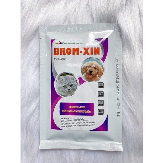 Bột Thảo Dược Giảm Ho Hen Tiêu Đờm Giãn Phế Quản Cho Chó Mèo Brom-xin Amitavet Túi 35g