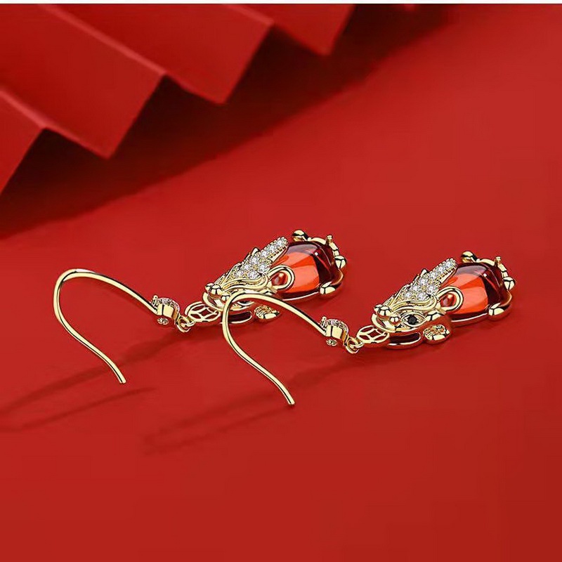 Iyao Khuyên Tai Móc Hình Tỳ Hưu Cầu May Mắn