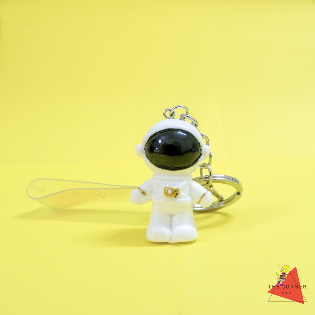 Móc khóa phi hành gia - Astronaut Keychain (Ảnh thật)