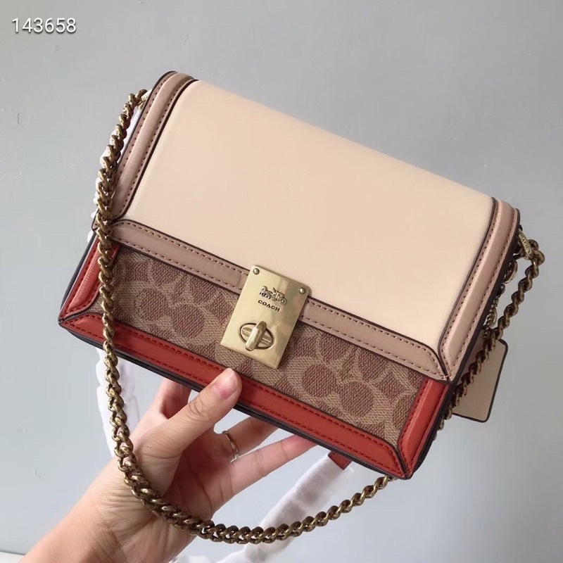 Túi đeo Co@ch hutton mẫu mới dư xịn