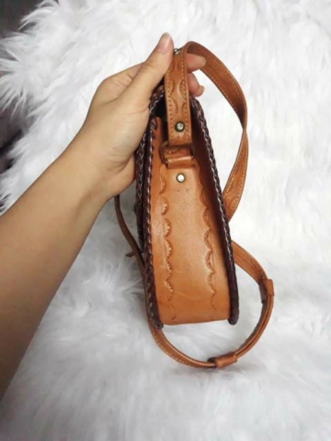 Túi phom hộp da khắc