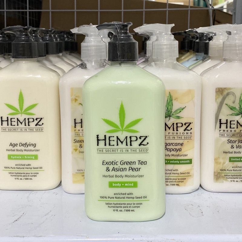 Kem Dưỡng Ẩm hằng ngày Hempz The Secret Is In The Seed 100% thành phần tự nhiên 500ml