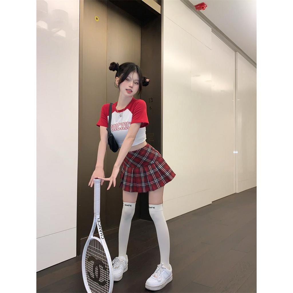 Bộ Áo Thun In Chữ + Chân Váy Xếp Ly Sọc Ca Rô Màu Sắc Trẻ Trung Thời Trang 62126