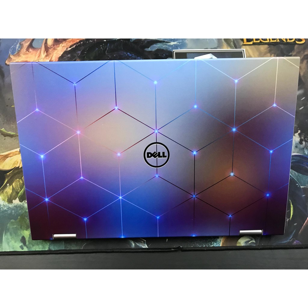 Skin laptop lưng và tỳ tay hình 3D tím (hình ảnh có thể áp dụng cho mọi dòng laptop)