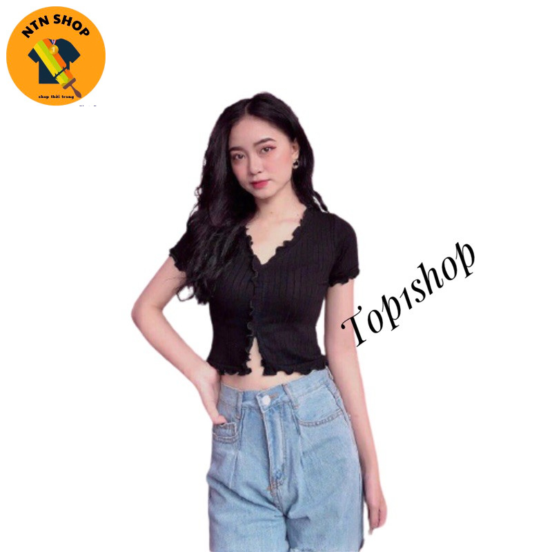 Áo croptop đính Ngọc tay ngắn .