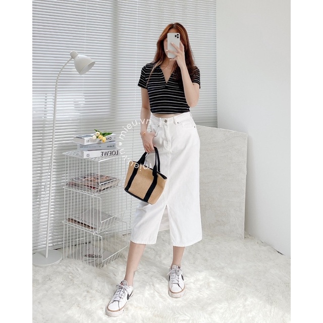 Croptop nữ thiết kế polo cổ V chất thun gân MIEU - JJN14