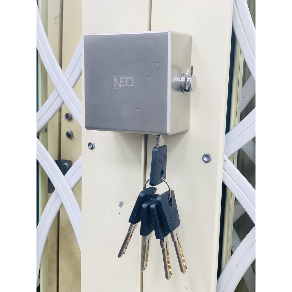 Ổ Khoá Chụp Pát Cửa ZORO⚡FREE SHIP⚡Ổ Khóa Chụp Chống Cắt Toàn Diện-Bảo vệ khoen cửa-chống trộm hiệu quả. Hàng chính hãng