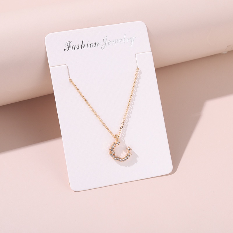 Vòng cổ mặt hình trăng khuyết thời trang cho bạn thân