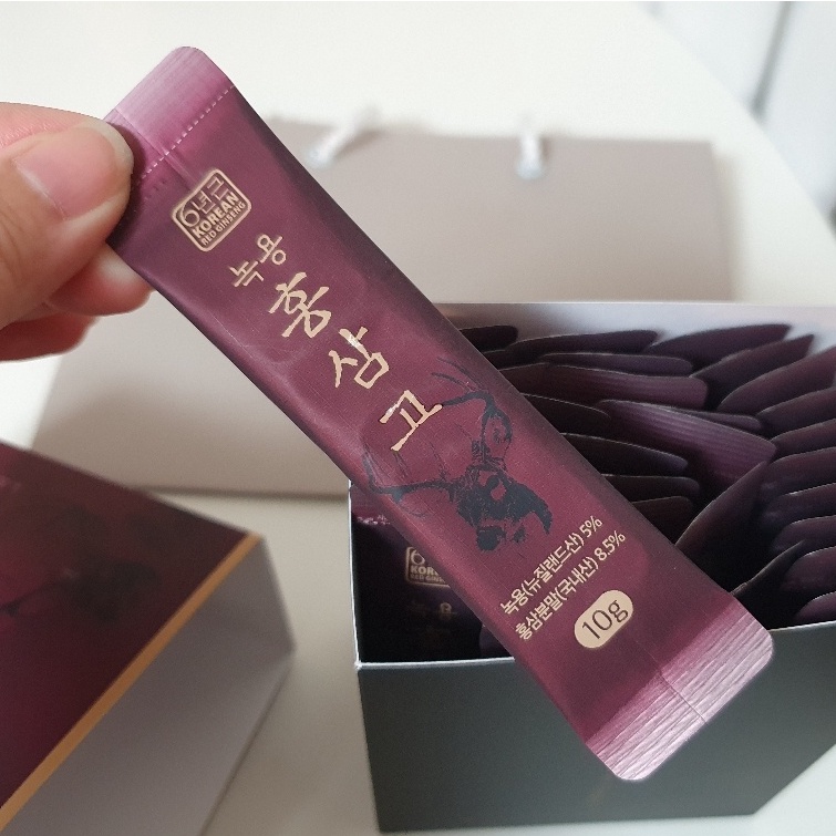 Hộp cao hồng sâm nhung hươu Kyungbang 10g x 30 gói + túi quà tặng