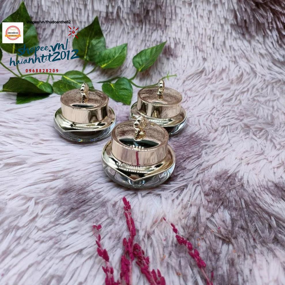 SALE Kem dưỡng tái sinh vùng mắt Whoo Cheongidan Radiant Regenerating Eye Cream 5ml | BigBuy360 - bigbuy360.vn
