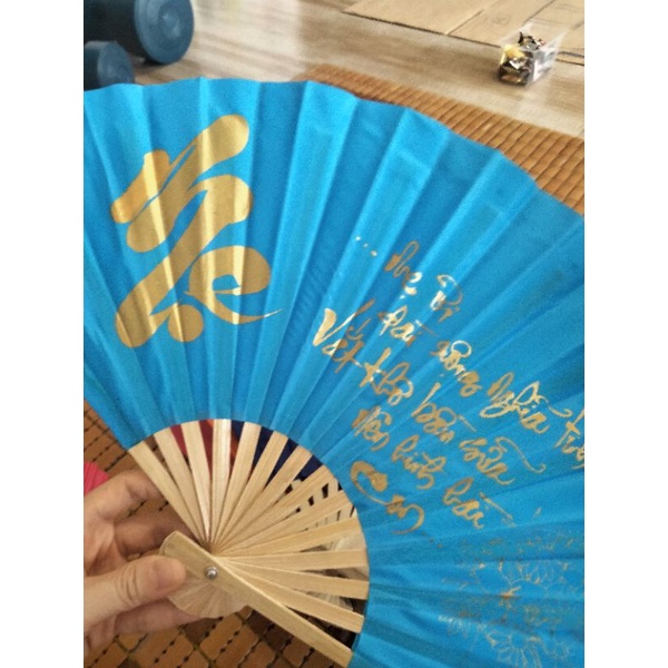 Quạt tay vải cao cấp