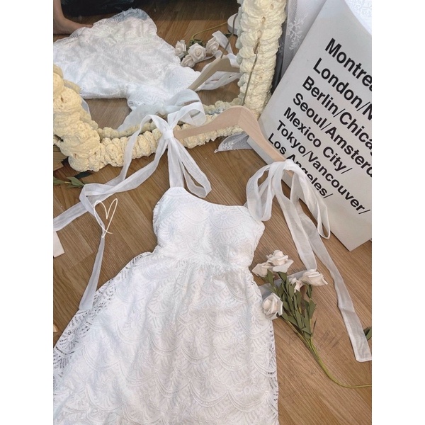 Đầm ren babydoll trắng dây nơ