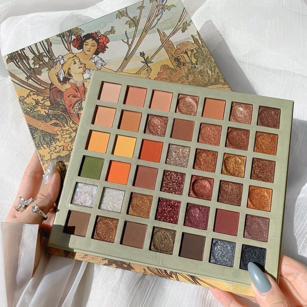 Bảng phấn mắt nhũ lì 42 ô Muge Leen Love Story Eyeshadow Sena Beauty