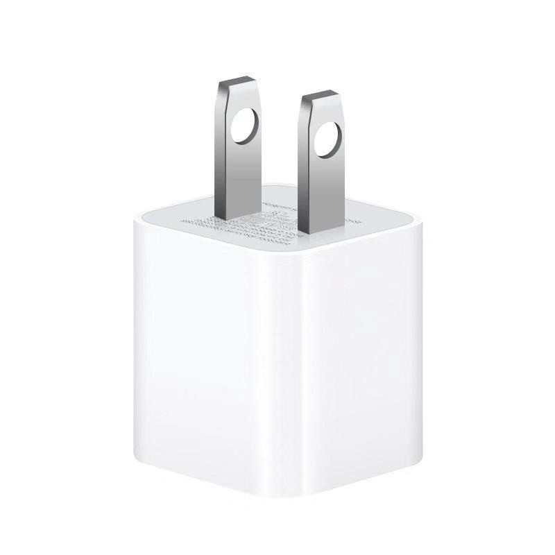 Củ sạc IP1A màu trắng tinh khôi Tích hợp sạc nhanh phù hợp máy tính bảng/ĐT và thiết bị đầu cắm USB khác.