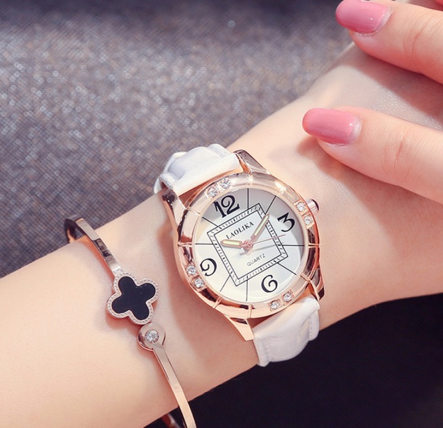 Đồng hồ nữ Laolika n1 dây da mặt đính đá sang chảnh | BigBuy360 - bigbuy360.vn