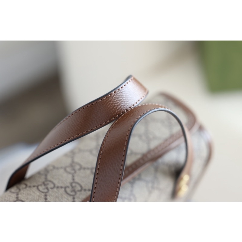 Túi xách GC "hoa hậu" size 22cm lần đầu có mặt tại shop 4U