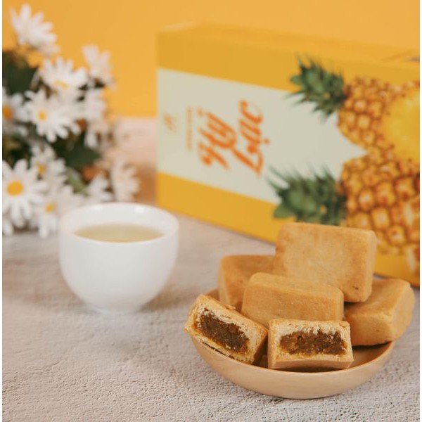 đặc sản Ninh Bình thương hiệu HELEN hộp 6 chiếc 50Gr/chiếc