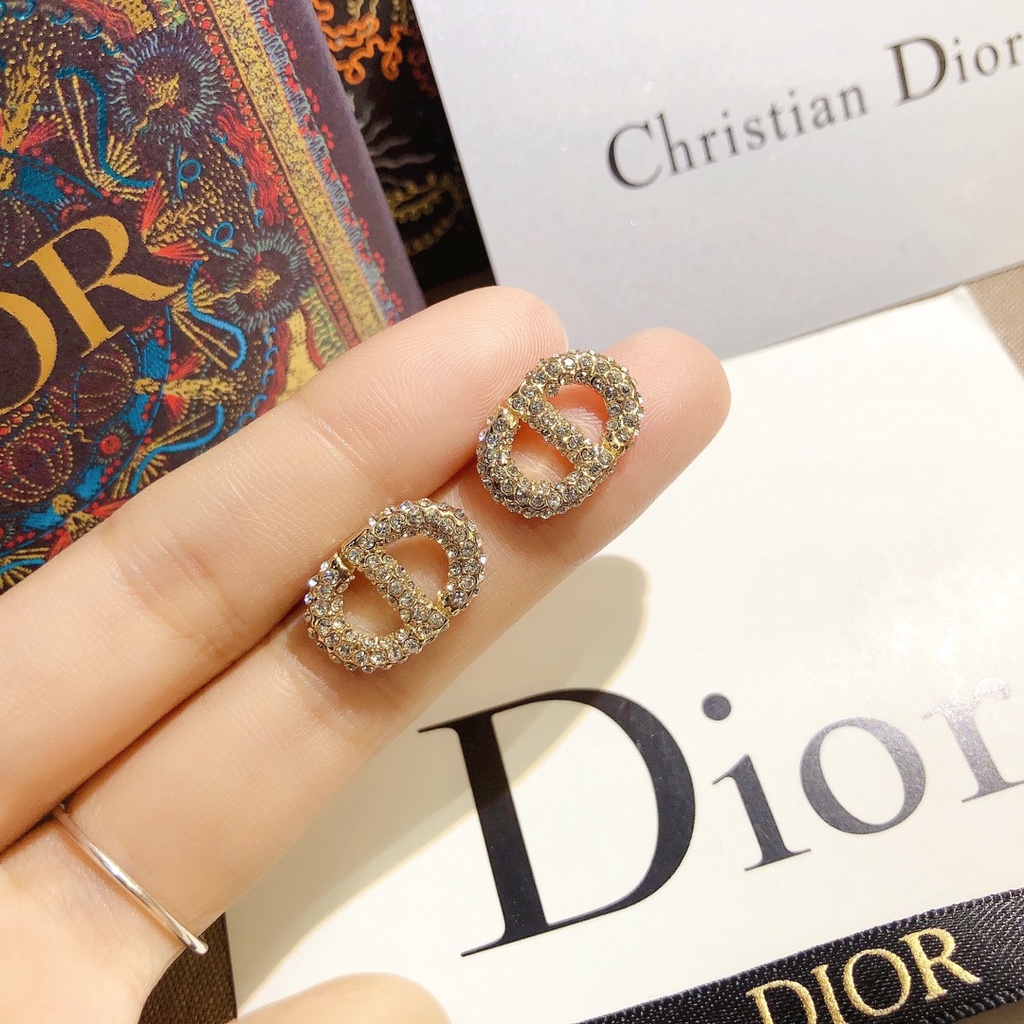 Đôi khuyên tai DIOR mặt hình chữ CD đính đá sang trọng thời trang dành cho nữ