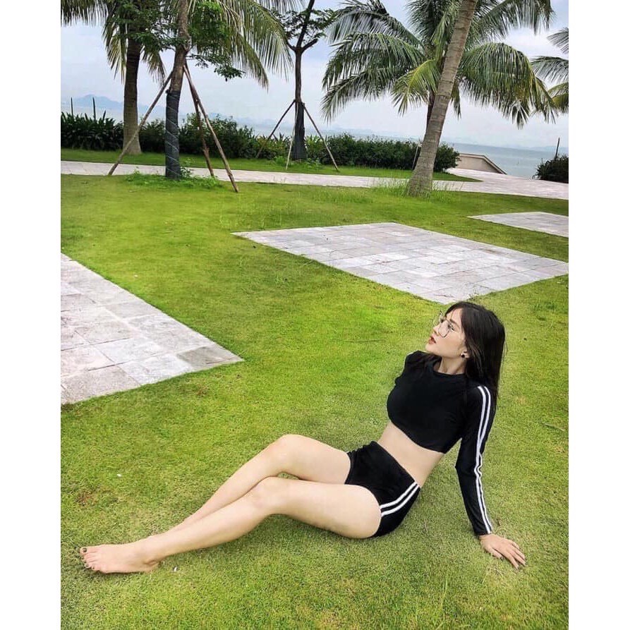 [BIKINI TAY DÀI LƯNG CAO] Đồ bơi 2 mảnh tay dài màu đen chạy sọc trắng mix quần cao che bụng kín đáo