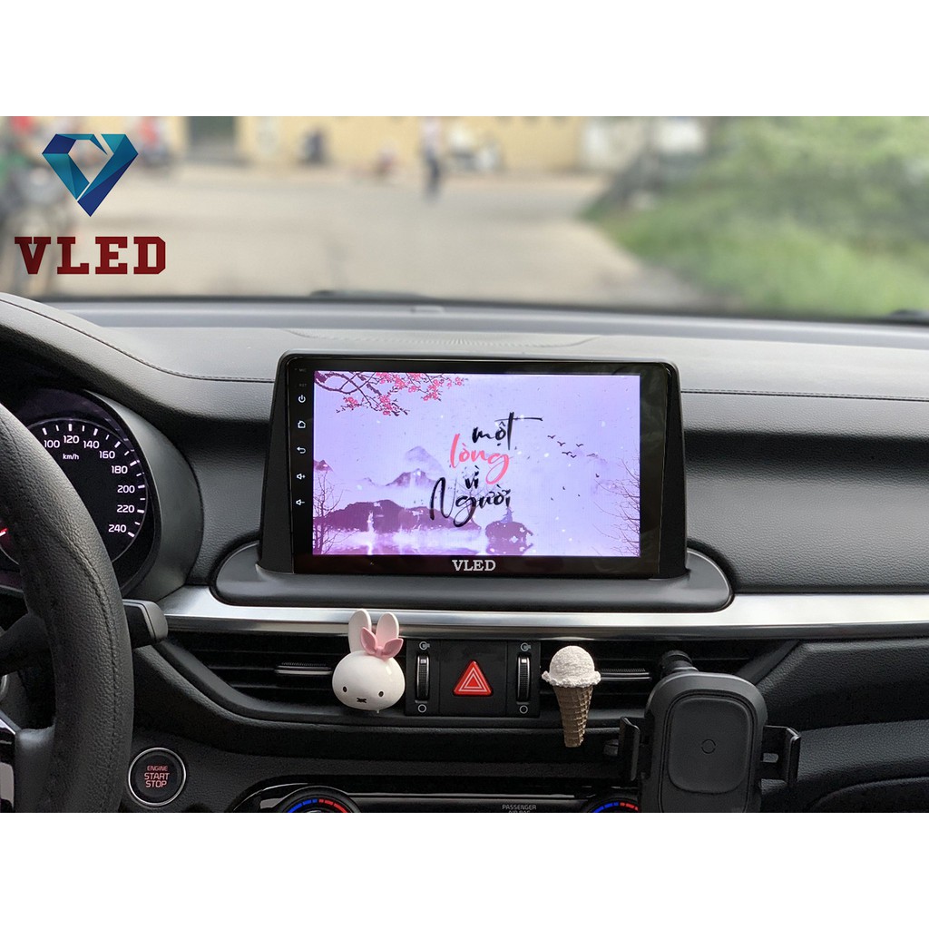 Bộ màn hình DVD Android VLED V5 cho xe KIA CERATO 2019, Kính với tấm nền IPS chống chói, Kính cường lực 2,5D chống vỡ