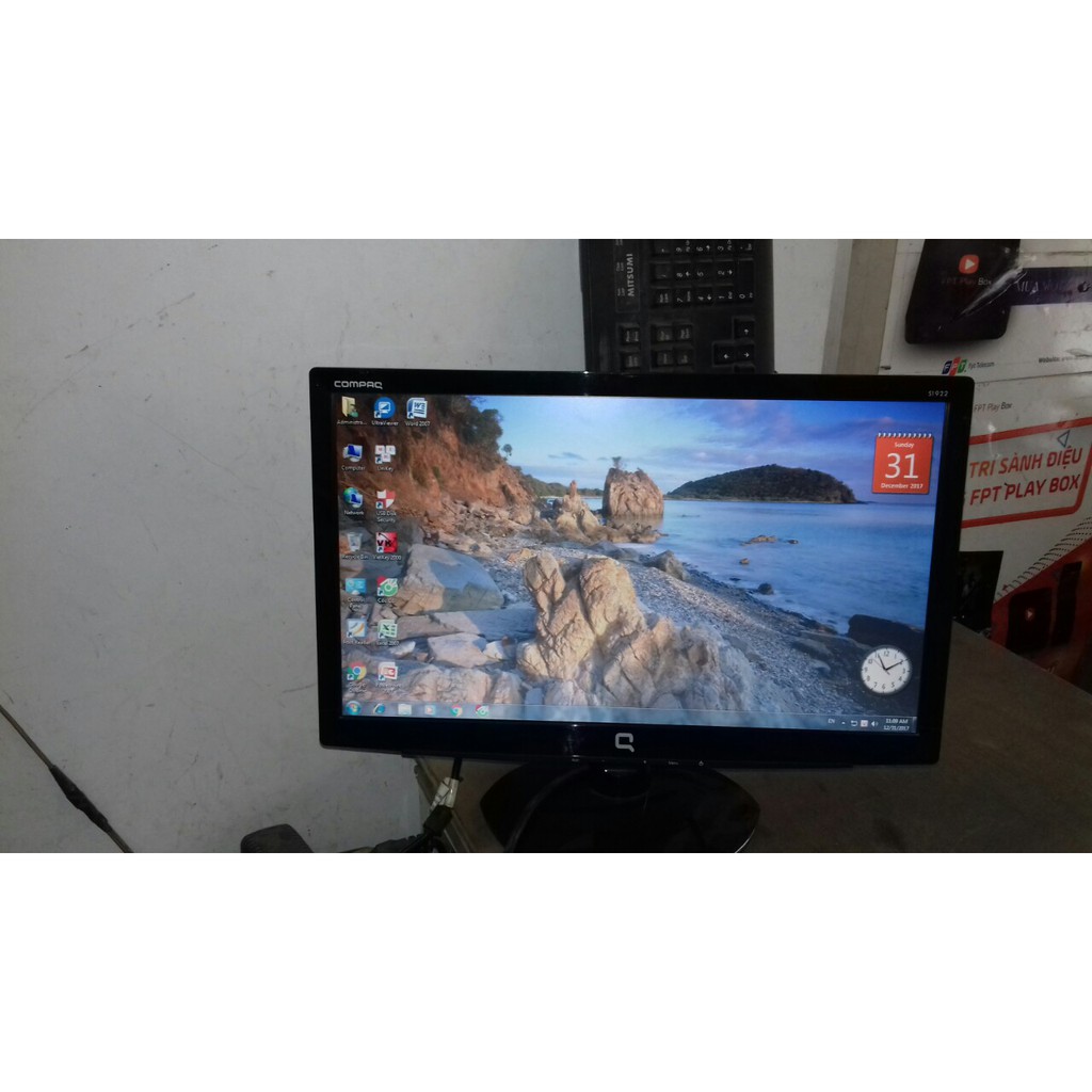 Màn hình máy tính 15 inch hình chữ nhật | BigBuy360 - bigbuy360.vn