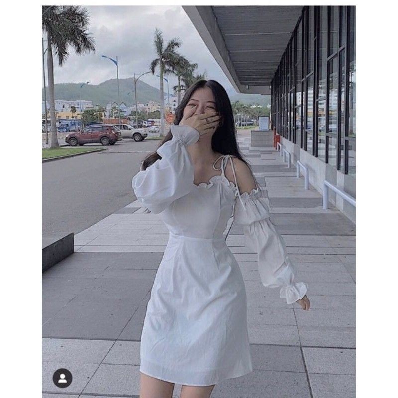 Đầm trắng bẹt vai 2 dây tay bo siêu hot