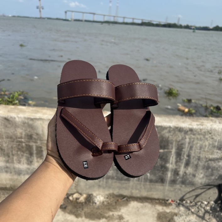 Dép xỏ ngón chéo nam nữ màu nâu ( sandal đồng nai )