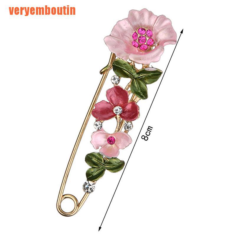 Trâm Cài Áo Hình Hoa Đính Đá Sang Trọng Cho Nữ