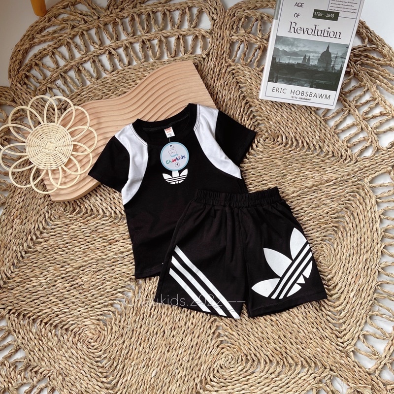 Xả Bộ das vai trắng cho bé trai