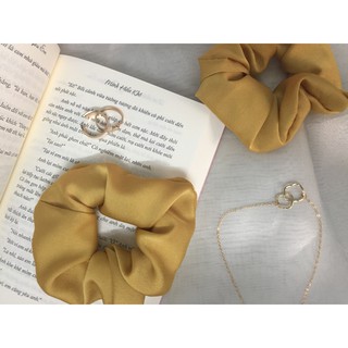 Dây Buộc Tóc, Cột Tóc Scrunchies Chất Vải Lụa Cao Cấp Sang Chảnh