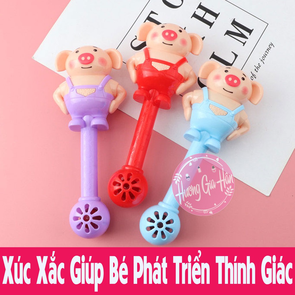 Xúc Xắc Lục Lạc Chú Heo Giúp Bé Phát Triển Thính Giác Và Khả Năng Cầm Nắm