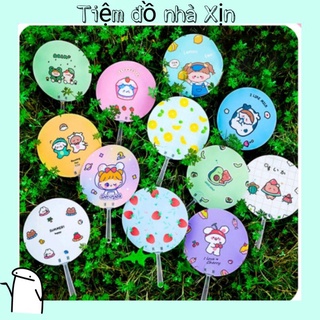 Quạt cầm tay dễ thương🐳🐳🐳