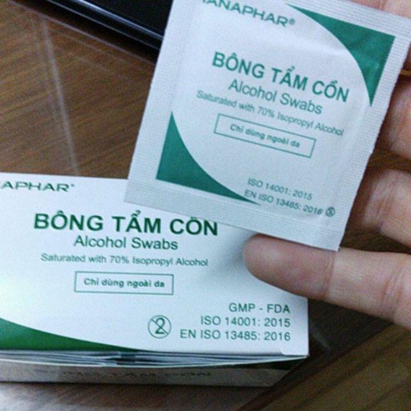 100 miếng bông tẩm cồn