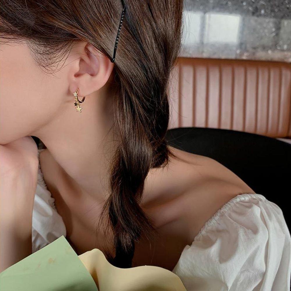 Khuyên Tai Vòng Đính Đá Zircon Hình Ngôi Sao Phong Cách Mới Cho Nữ