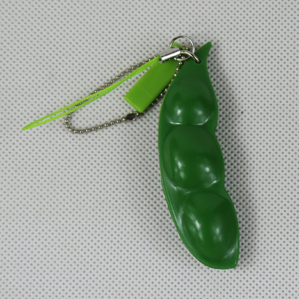Anti Stress Squeezable Soybean Edamame Extrusion Pea Bean Keychain Fun Toys