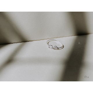 Nhẫn thắt nút vô cực mảnh - trang sức bạc The Wing Silver