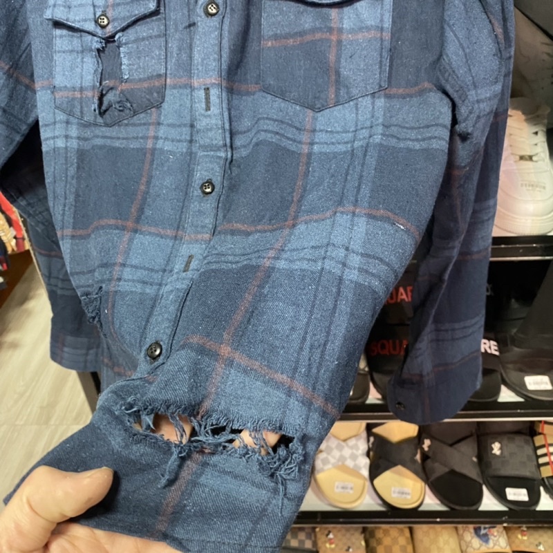 Áo sơ mi nam kẻ xanh rách gấu phối túi ngực 2385 thời trang, sơ mi nam hot trend siêu chất