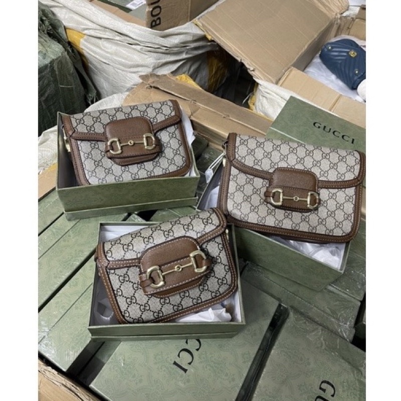 [Fullbox nguyên seal] Túi Xách Hà Hồ Kẹp Nách cao cấp lót nhung chuẩn QC xịn - Đủ 3 Size: size 18 - size 21 - size 25