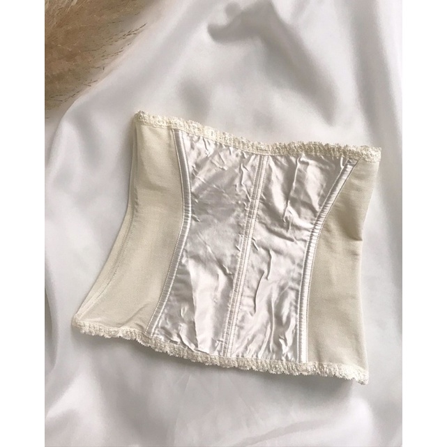 Đai nịt bụng màu trắng 2hand