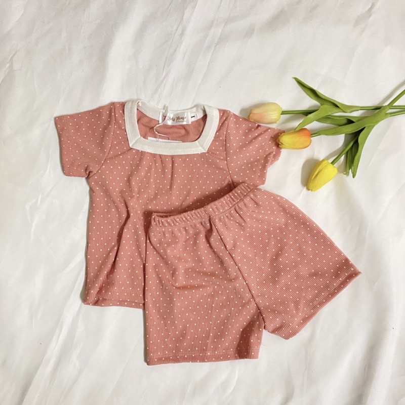 Bộ thun tăm lạnh chấm bi cổ vuông siêu xinh cho bé