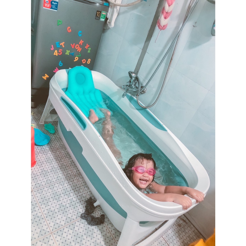 Bồn tắm gấp gọn dành cho người lớn chất liệu nhựa PP và hạt nhựa TPE, dài 140cm có thể làm bể bơi trẻ em