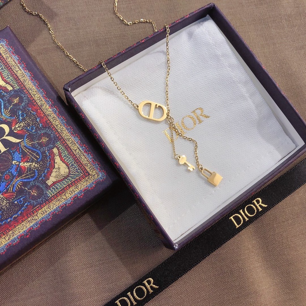 Dây chuyền choker mặt chữ Dior phong cách Hàn Quốc thời trang cho nữ
