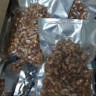 Hạt điều rang củi