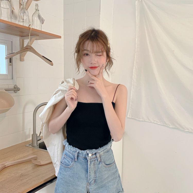 Áo hai dây cotton Croptop sợi bún , dáng ôm Body, chất vải cotton thun mềm mịn co dãn tốt