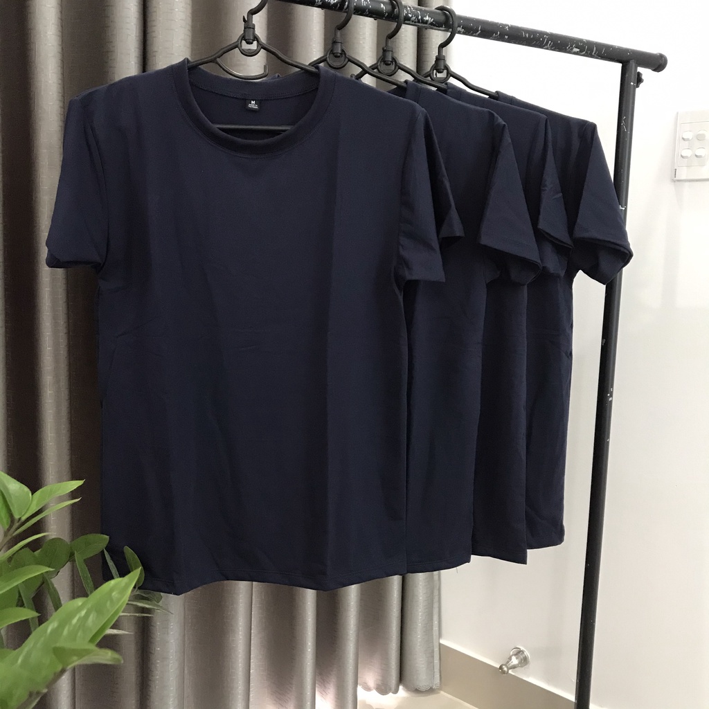 Áo Thun Trơn Màu Xanh Đen Ảnh Chụp Thật Ngắn Tay Cổ Tròn Form Vừa Unisex Dùng Chung Cho Nam Và Nữ